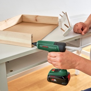 Pistol de lipit fara fir Bosch AdvancedGlue 18V (fara baterie; sistem 18V; 4x betisoare de lipici; Se incalzeste in 90 de secunde; Mod Dual-Temp 130degC - 200degC; in cutie) - Scorul testului: foarte bun (incarcator: sinele este omul) - Img 4