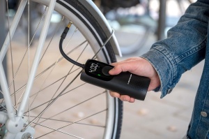 Pompa electrica de aer Dunlop 150PSI, acumulator 2000mAh, USB-C, negru - Img 5