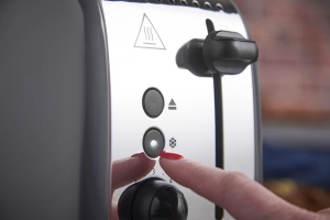 Prajitor de paine Russell Hobbs [pentru 2 felii] Culori Plus Gri Otel Inoxidabil (fante de paine prajita foarte largi, inclusiv atasament pentru chifle, 6 niveluri de rumenire + functie de dezghetare, functie lift & look, 1600W) 26552-56 - Img 3