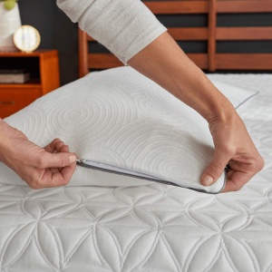 Protector pentru perne Tempur-Pedic, Queensize, 72,4 x 50,8 cm, alb - Img 2