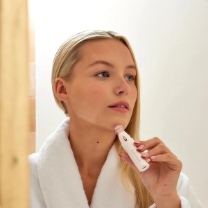 Remington BareMe WFS200 Aparat 2-in-1 pentru indepartarea parului facial si conturarea sprancenelor USB-C 100 rezistent la apa - Img 8