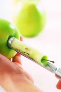 ROSLE Fruit Corer Carota de mere de inalta calitate pentru indepartarea miezurilor din fructe otel inoxidabil 1810 se poate spala in masina de spalat  - Img 3