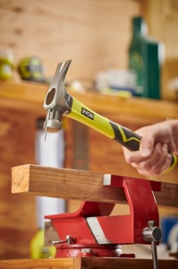 RYOBI Claw Hammer RH16FSS, suport magnetic pentru unghii, 450 g, suprafata neteda, maner antiderapant - Img 7