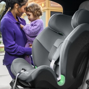 Scaun auto Maxi-Cosi Titan S i-Size 15 luni-12 ani ISOFIX Tonal Black - Img 8