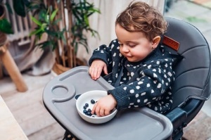 Scaun de masa pentru copii MoMi REKI 2-in-1, 6-36 luni, 5 puncte de siguranta - Img 15