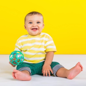 Set cadou Bright Starts cu 7 jucarii si muselini, BPA-free, unisex - Img 2