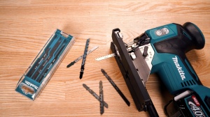 Set de 10 Lama de Fierastrau Makita B-44410 pentru Lemn si Metal cu Cutie de Depozitare - Img 2