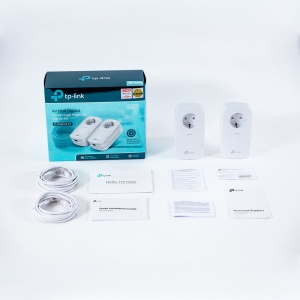 Set de adaptoare TP-Link Powerline TL-PA8010P KIT(1300Mbit/s Homeplug AV2, 2*2-MIMO, priza, 2 porturi Gigabit, Plug&Play, compatibil cu toate, ideal pentru streaming, economie de energie)alb - Img 3
