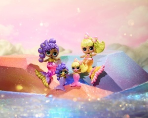 Set de creatie L.O.L. Surprise Mermaids Makeover Magic Tots, 6 figurine, lipgloss personalizat - Img 9