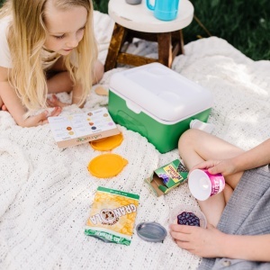 Set de joaca camping Melissa Doug Lets Explore, 27 piese, pentru copii 3-6 ani - Img 5