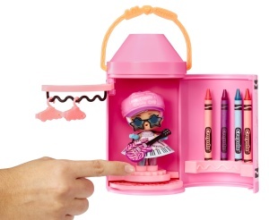 Set de Joaca L.O.L. Surprise Loves CRAYOLA Colour Me Studio cu 30 Surprize, pentru 3 ani - Img 4