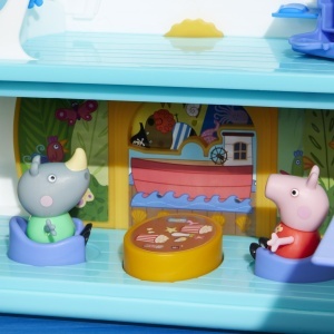 Set de joaca Peppa Pig - Vapor de croaziera cu 3 etaje, 3 figurine si 13 accesorii - Img 2