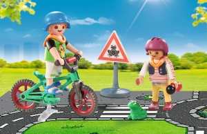 Set de Joaca PLAYMOBIL City Life 71332 - Parcurs cu Biciclete, 34 Piese, pentru Copii de la 4 Ani - Img 6