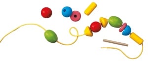 Set de margele HABA 1970 Bambini, joc creativ pentru dezvoltarea motricitatii