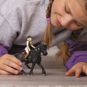 Set Figurine Schleich Horse Club Tori si Princess, 8 Piese, pentru Copii de la 5 Ani - Img 2