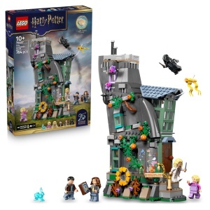 Set LEGO Harry Potter Casa lui Luna Lovegood - 76467, 764 piese, 5 figurine