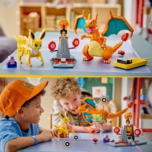 Set LEGO Interactiv Pokemon - Ultimul Duel Glurak Blitza, 751 Piese - Img 9