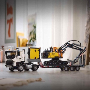 Set LEGO Technic Volvo FMX cu Bagger Electric EC230, 2274 piese, pentru copii 10 - Img 2