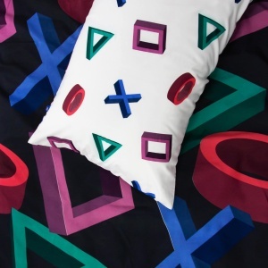 Set lenjerie de pat PlayStation, design abstract, wendbar, 200x200 cm, negru - Img 9
