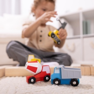 Set vehicule de constructii din lemn Melissa Doug, 7 piese, multicolor - Img 2