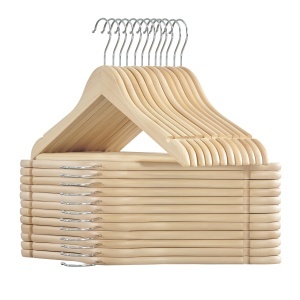 SONGMICS umerase din lemn set de 24 de umerase umerase din lemn crestaturi in zona umerilor pod de pantaloni cuier pentru pantaloni carlig rotativ 360 - Img 1