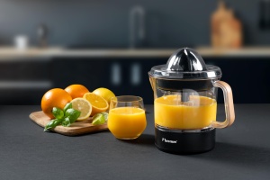 Storcator electric de citrice si portocale Bestron, incl. 2 conuri de presare si capac de aroma, motor cu doua directii de rotatie (stanga/dreapta), capacitate: 0,7 litri, colectie Black & Wood, culoare: negru/lemn - Img 3