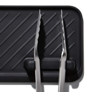 Suport din silicon pentru ustensile grill OXO Good Grips, rezistent la caldura, negru - Img 7