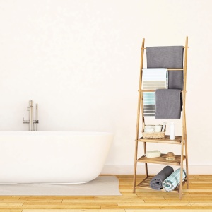 Suport pentru prosoape din bambus Relaxdays, 3 stangi, 3 rafturi, 4 carlige - Img 2