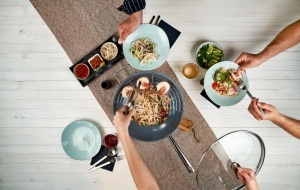 Wok ZWILLING Plus, 32 cm, ceramic, inductie, cu capac din sticla - Img 3
