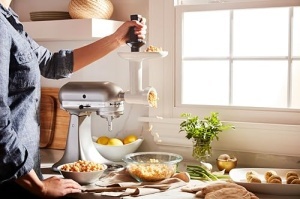 Accesoriu KitchenAid 5KSMFT Palnie Detasabila Alb Compatibil cu Masinile de Bucatarie - Img 3