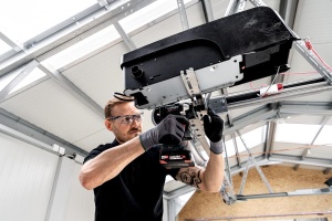 Aparat de gaurit cu percutie Metabo SSW 18 LT 300 BL, 18V, 300 Nm - Img 3