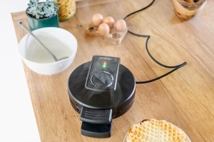 Aparat de vafe Steba WE 3 XL pentru 5 Wafle in Forma de Inima, Antiaderent, 18.5 cm - Img 4