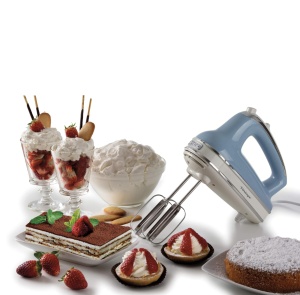 Ariete Vintage, mixer de mana multifunctional 1548, 5 viteze, functie turbo, 2 teluri din otel inoxidabil pentru biciuire si framantare, potrivit pentru aluat de tort si pizza si frisca, 450W, albastru deschis - Img 6