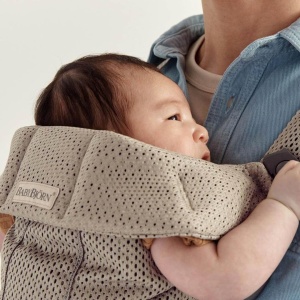 BabyBjorn Marsupiu Mini, Plasa 3D, Gri-Bej - Img 8