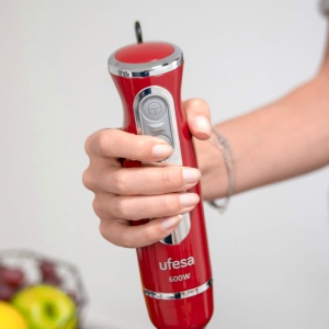 Blender de mana Ufesa BP3443, putere 600 W, functie turbo, 2 lame si picior din otel inoxidabil, design ergonomic si rezistent la stropire, inclusiv accesorii, fara BPA, culoare rosu (rosu avansat) - Img 2