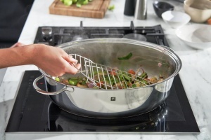 Bratara ZWILLING Plus 38 cm, 8.5 L, Inox, Inductie si Cuptor - Img 3