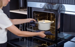 Caserola din fonta Fissler Moments, 20 cm, alba, cu capac AromaStar - Img 5