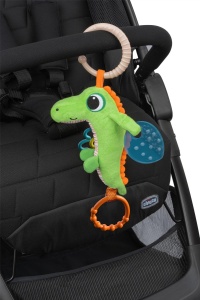 Chicco Vibrating Crocodil Rattle, crocodil textil dragut cu efect de vibratie, cu jingle si mini mingi, cu inel de atasat la carucior sau scaun auto, sunete amuzante, 3-24 luni - Img 3