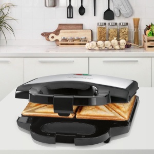 Clatronic ST 3778 Sandwich Maker, Sandwich Maker electric, Sandwich Maker cu panouri sandwich triunghiulare Acoperit antiaderent, Controler automat de temperatura, 750 Watt negru/otel inoxidabil - Img 6