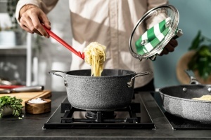 Cratita din aluminiu BALLARINI Salina cu capac din sticla, 24 cm, cu acoperire antiaderenta, pentru toate tipurile de sobe - Img 5