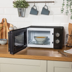 Cuptor cu microunde Russell Hobbs Honeycomb RHMM715B Solo 17 litri 700W negru cu 5 niveluri de putere temporizator incorporat si functie de dezghetare - Img 5