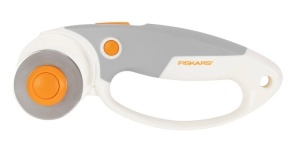 Cutter rotativ Fiskars Titan, 45 mm, ergonomic, portocaliualbgri