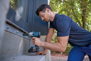Demonstrare cu impact Bosch GDS 18V-450 HC, Anziehmoment 450 Nm, Losbrechmoment 800 Nm - Img 4
