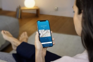 Detector de apa Bosch Smart Home, compact, antialunecare, cu notificari in aplicatie - Img 3
