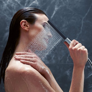 Dus cu mana hansgrohe Rainfinity 100mm, crom, design elegant - Img 2