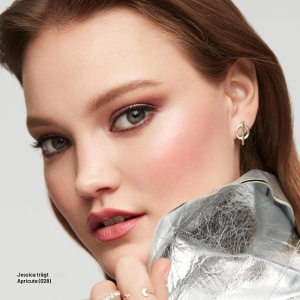 Fard de pleoape Revlon, 200 ml, formula durabila, aplicare usoara - Img 5