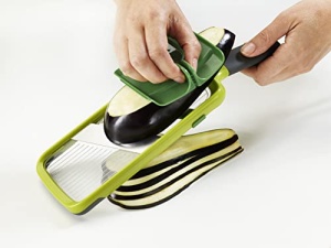 Feliator legume Joseph Joseph Multi-Grip Mandoline 3 grosimi cu maner de precizie verde - Img 3