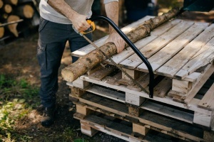 Feronerie pentru taiat lemn Fiskars 21 inch, negruorange, pentru lemn umed - Img 3