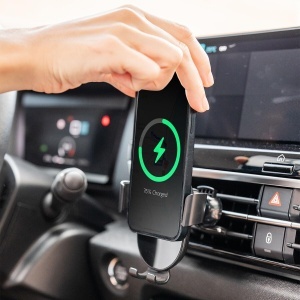 Halter auto pentru telefon cu incarcare rapida Chakar InnovaGoods, 15W, ajustabil - Img 3