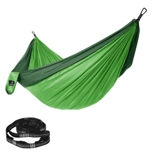 Hamac SONGMICS ultrausor, pentru 2 persoane, din nailon ripstop, incarcabil pana la 300 kg, 300 x 200 cm, pentru rucsac, camping, drumetii, verde deschis-verde inchis GDC20GN